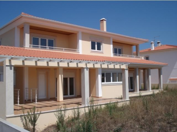 House – Leiria brought to you by Janela Digital – Casa Sapo