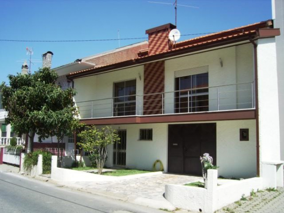 House – Oliveira do Bairro brought to you by Janela Digital – Casa Sapo