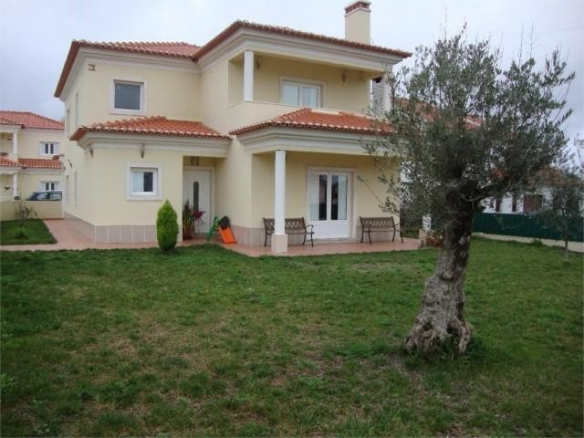Detached House – Setúbal brought to you by Janela Digital – Casa Sapo