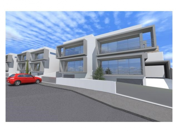Semi-Detached House – Felgueiras brought to you by Janela Digital – Casa Sapo