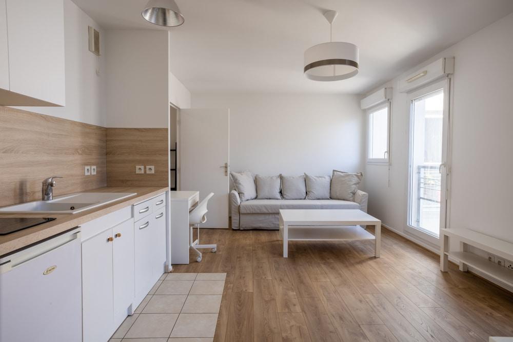 Splendid studio apartment on top floor with big balcony in the heart of Friedrichshain